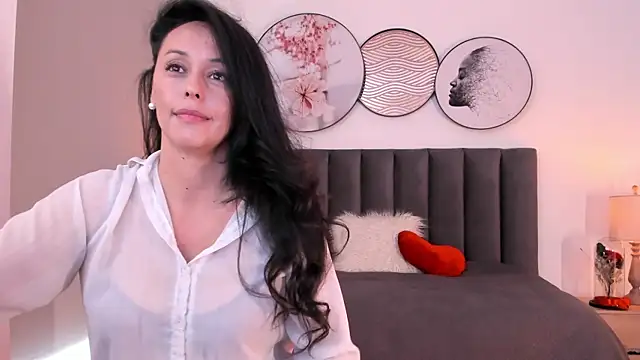 SaharaGarcia   online show from 02.12.26