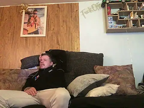 steveindahouse online show from 03.18.25