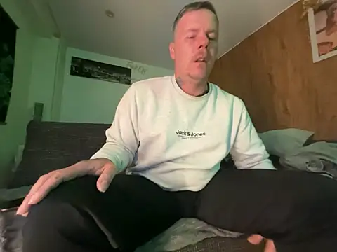 steveindahouse online show from 10.17.25