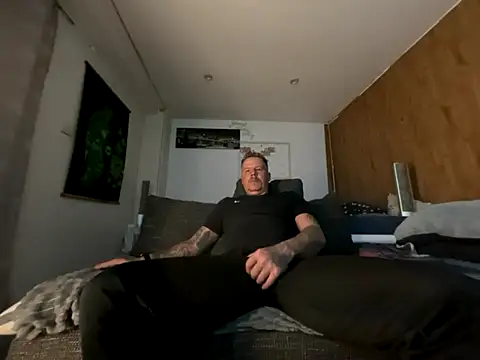 steveindahouse online show from 10.18.25