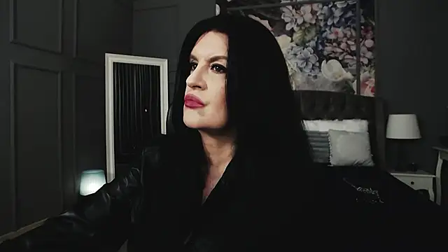 DomMelissaW online show from 11.13.25