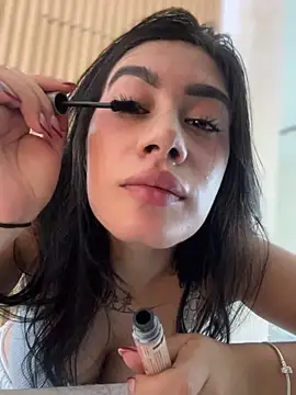 Snapshot of clarachanelricek chatting on 02.15.25 clarachanelricek online show from 02.15.25