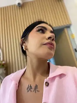 Snapshot of clarachanelricek chatting on 01.05.26 clarachanelricek online show from 01.05.26