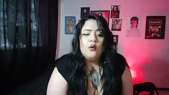 Snapshot of BonnieStardust chatting on 02.02.26 BonnieStardust online show from 02.02.26