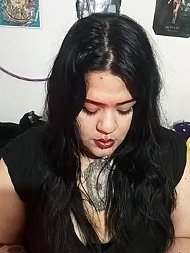 Snapshot of BonnieStardust chatting on 05.25.26 BonnieStardust online show from 05.25.26