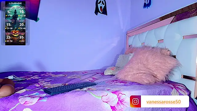 Julieth Rossi online show from 10.30.25