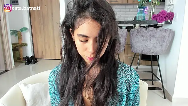 Snapshot of cata_batnati chatting on 12.15.24 cata batnati online show from 12.15.24