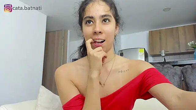 Snapshot of cata_batnati chatting on 02.28.25 cata batnati online show from 02.28.25