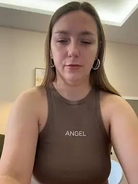 Snapshot of Janeee chatting on 12.08.24 Janeee online show from 12.08.24