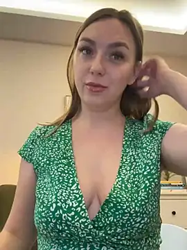 Snapshot of Janeee chatting on 03.22.25 Janeee online show from 03.22.25