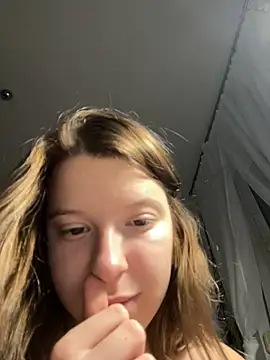 kimczii online show from 12.18.24