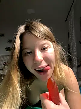 kimczii online show from 11.20.25