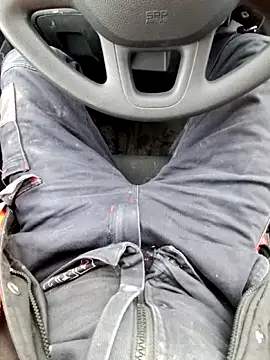 eddouxxx78 online show from 12.15.25