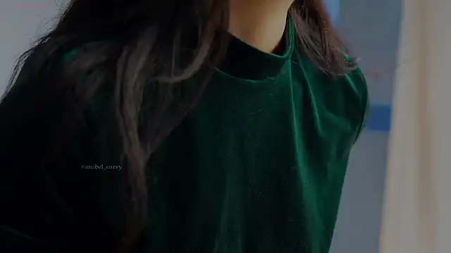 Snapshot of anabelcurvy chatting on 02.04.26 anabelcurvy online show from 02.04.26