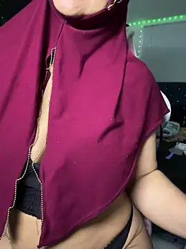 Snapshot of Jameela chatting on 06.09.26 Jameela online show from 06.09.26