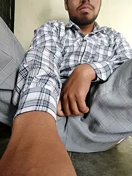 Snapshot of Nishubig chatting on 12.22.25 Nishubig online show from 12.22.25