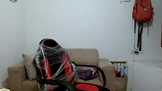 angelamarie1 online show from 12.16.25