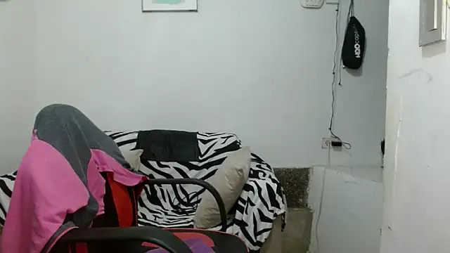 Snapshot of angelamarie1 chatting on 03.27.26 angelamarie1 online show from 03.27.26