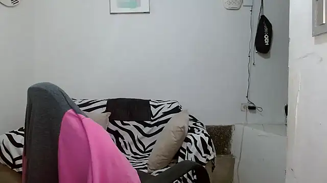 Snapshot of angelamarie1 chatting on 03.27.26 angelamarie1 online show from 03.27.26