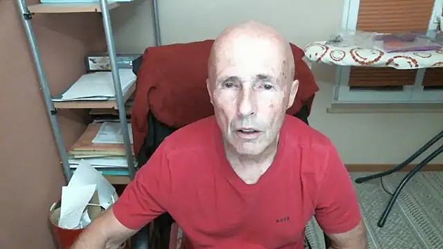 Snapshot of olibrius71 chatting on 03.01.26 olibrius71 online show from 03.01.26