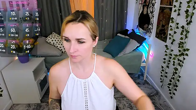 Karinella x online show from 03.21.25