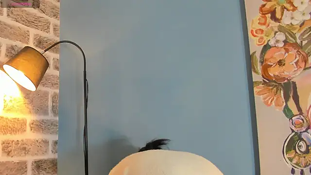 LauraAristizabal online show from 10.12.25