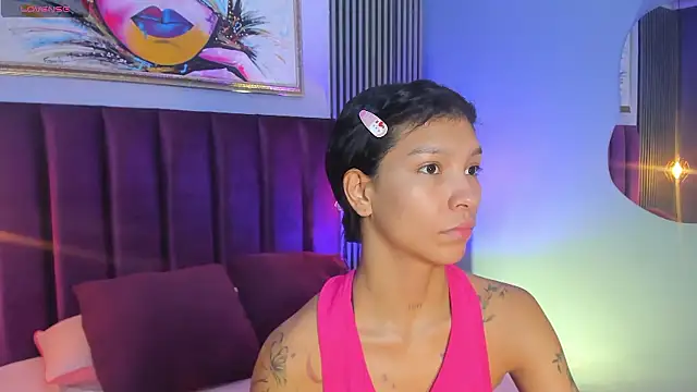 LauraAristizabal online show from 10.31.25