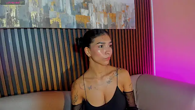 LauraAristizabal online show from 03.21.26