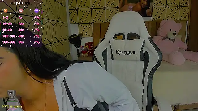 Snapshot of vane_lopez_ chatting on 01.16.26 vane lopez online show from 01.16.26