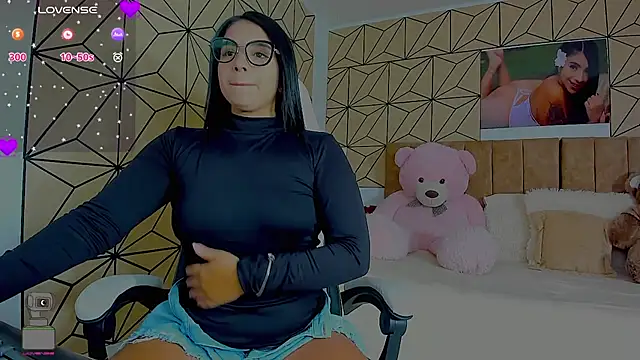 Snapshot of vane_lopez_ chatting on 02.05.26 vane lopez online show from 02.05.26