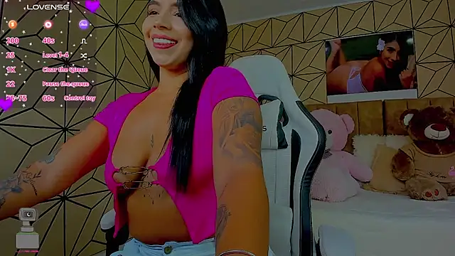 Snapshot of vane_lopez_ chatting on 02.09.26 vane lopez online show from 02.09.26