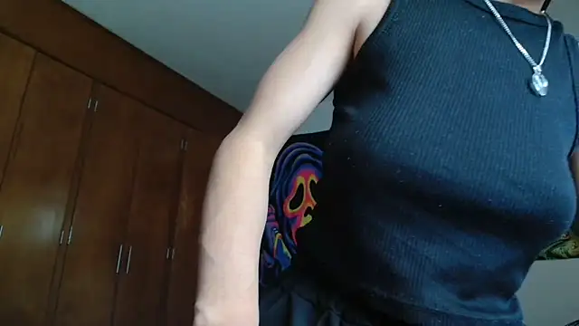 Snapshot of MINI_Petite chatting on 02.12.26 MINI Petite online show from 02.12.26