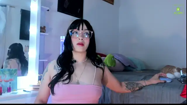 miaa-lee online show from 11.18.25