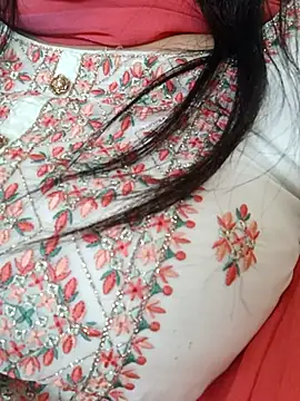 CuteSarikaLIVE online show from 02.15.26