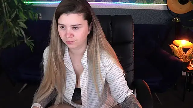 AmellyMilly online show from 11.23.25