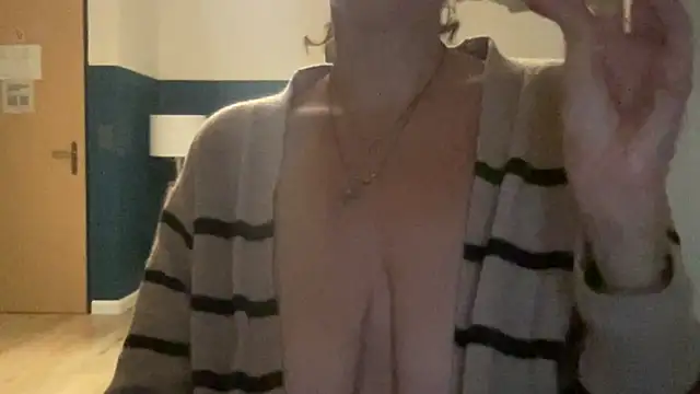 Snapshot of Sexy-Mel chatting on 02.21.26 Sexy-Mel online show from 02.21.26