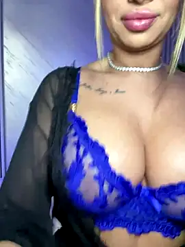 KirstieVegas online show from 11.08.25