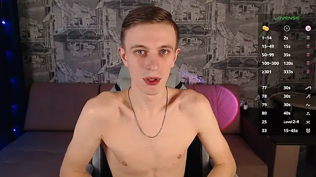 Snapshot of Oliver_Fresh chatting on 01.10.25 Oliver Fresh online show from 01.10.25