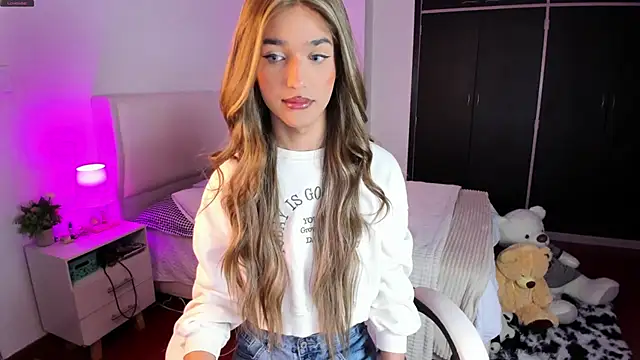 Ainhoads online show from 02.18.26