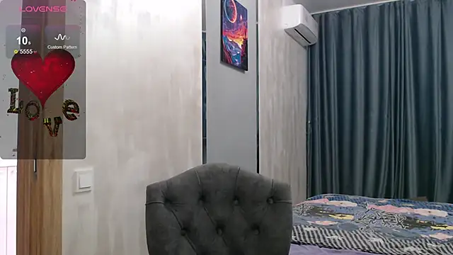 Snapshot of Stacy_Davice chatting on 09.18.25 Stacy Davice online show from 09.18.25