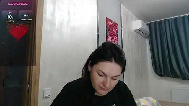 Snapshot of Stacy_Davice chatting on 10.19.25 Stacy Davice online show from 10.19.25
