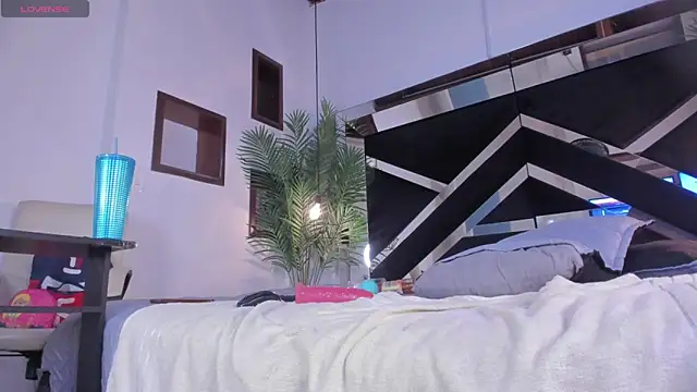 candy sweet  online show from 01.31.25