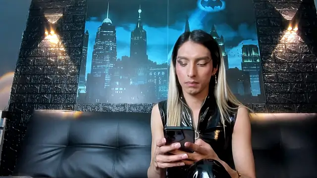 Snapshot of Victoria_Badgal_ chatting on 11.04.25 Victoria Badgal online show from 11.04.25