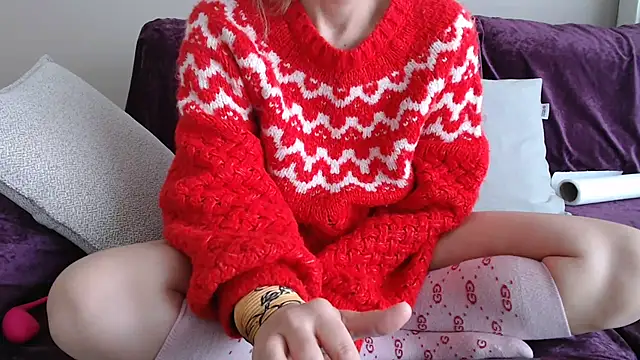 Snapshot of Galadriel chatting on 01.23.25 Galadriel online show from 01.23.25