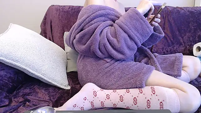 Snapshot of Galadriel chatting on 02.14.25 Galadriel online show from 02.14.25