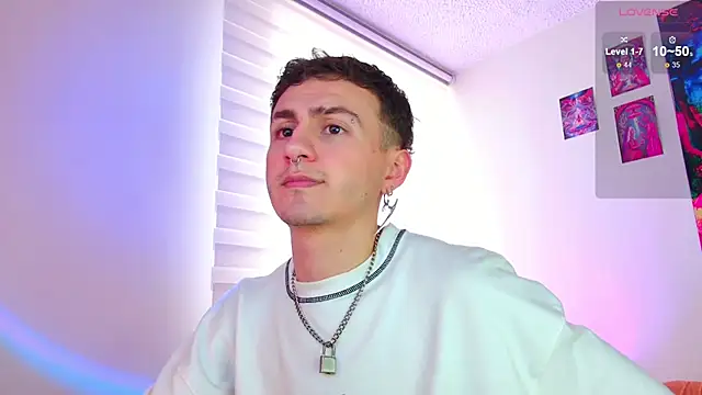 Snapshot of dimitri-bilak chatting on 02.16.26 dimitri-bilak online show from 02.16.26