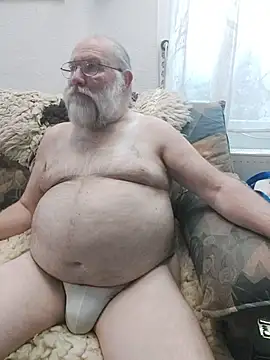 Snapshot of SexySantaC chatting on 06.15.26 SexySantaC online show from 06.15.26