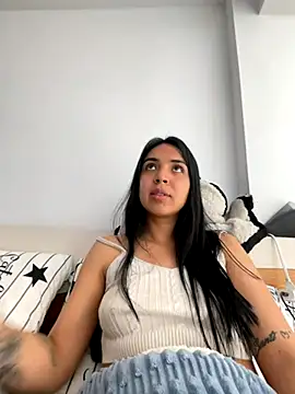 Miss Nicole online show from 10.05.25