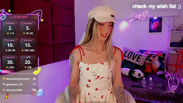 Snapshot of Yaki_Tai chatting on 01.09.26 Yaki Tai online show from 01.09.26