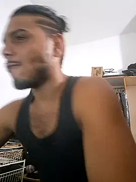 Snapshot of apolodiosgriego chatting on 10.02.25 apolodiosgriego online show from 10.02.25